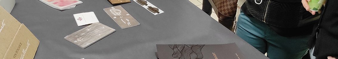 Les Divines d&#8217;Alsace visitent l&#8217;imprimerie Grai Etiquette à Colmar Sélestat